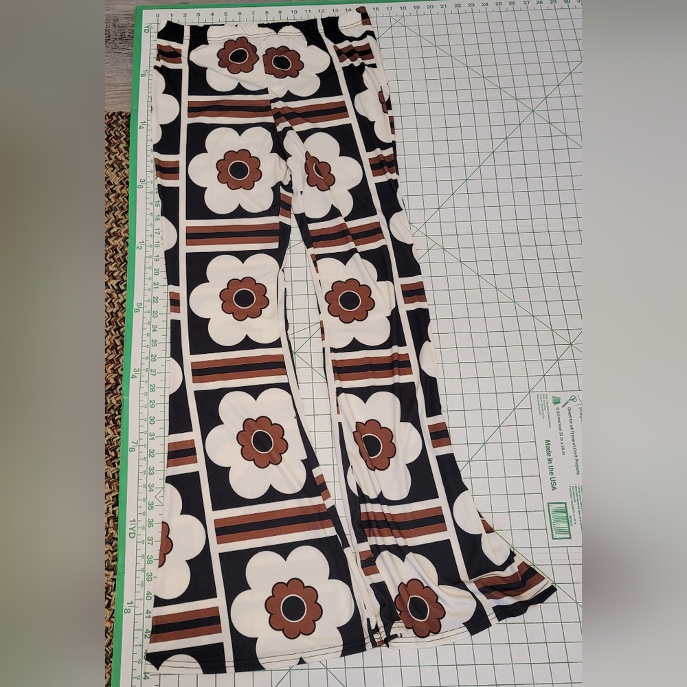 NASTY GAL FLORAL PRINT HOBO PANTS - Picture 3 of 5
